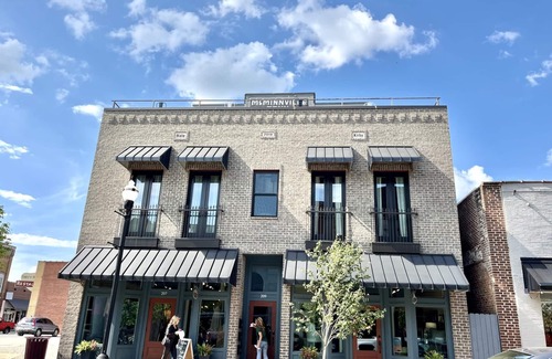 McMinnville House | Rooftop on Main Street, Downtown McMinnville