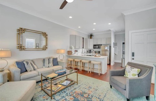 Cannonborough Elliotborough House | Rooftop Patio, Unparalleled Views in 3-story Home