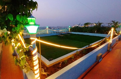Electronics City House | Rooftop Penthouse Studio Room - 7th Floor