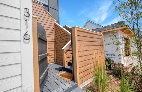 Ottawa House | Rooftop Retreat 1 bed 1 Bath