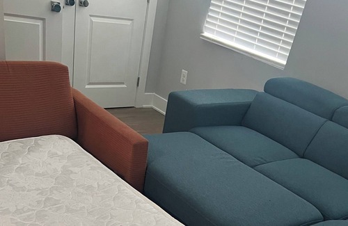 Trinidad House | Rooftop Townhome in the Heart of the City! Centrally located 5mins from Dwntown!