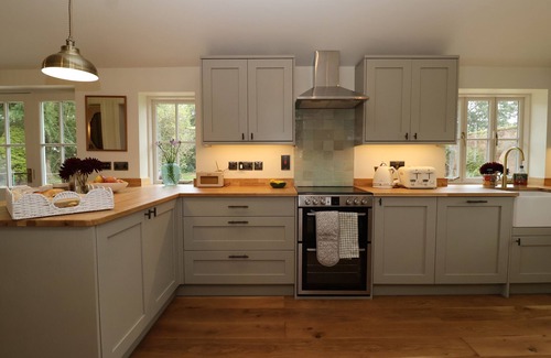 Saxmundham Cottage | ROOKERY COTTAGE, family friendly, with open fire in Saxmundham