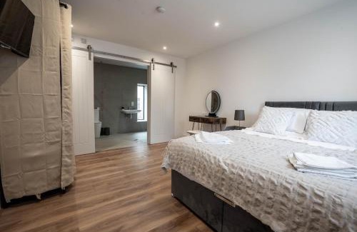 Carlton Colville House | Rookery Park Barns 6