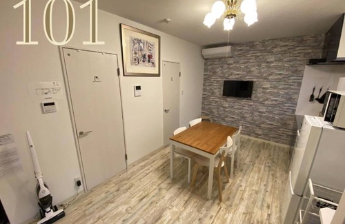 Minato Apartment | Room 101 ground floor 5 minutes by boat to USJ - 101/Osaka Ōsaka