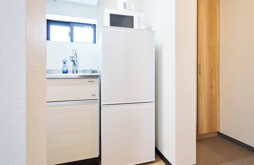 Naniwa Apartment | Room 102 A base for sightseeing in Osaka including Tsutenkaku Dotonbori Osaka Castle Universal - 1st floor room 102/Osaka Ōsaka