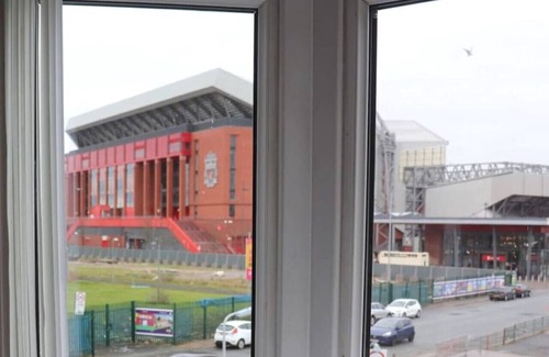 Everton Apartment | Room 3: The Sanctuary - Family