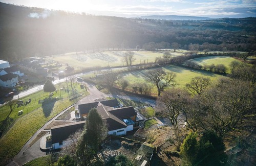 Pen-y-cae Apartment | Room 7 - The Sleeping Giant - Pen Y Cae Inn
