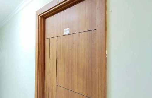 Pekayon Jaya Hotel | Room 88 Kemang View Apartment Tower Flamboyant
