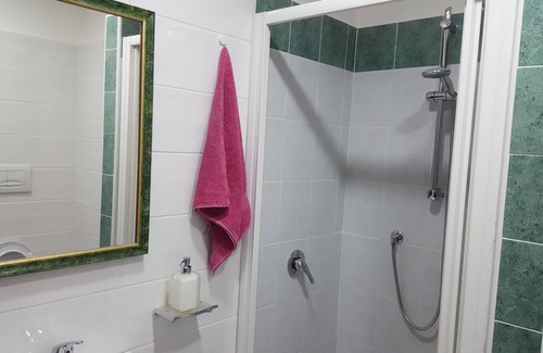 Quartiere XXII Collatino Bed & Breakfast | Room Always Green