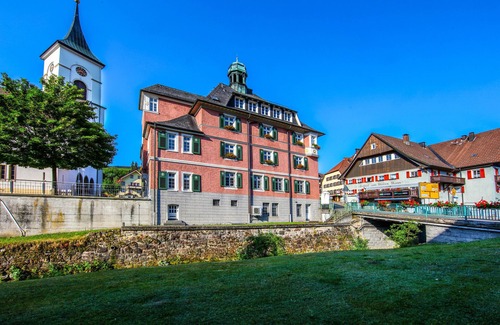 Lenzkirch Apartment | Room 'Am Schluchtensteig' with Shared Garden and Wi-Fi