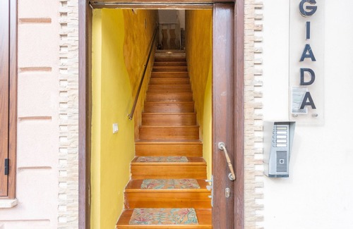 Isola delle Femmine Apartment | Room 'Anna' with Balcony, Wi-Fi and Air Conditioning