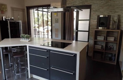 Val-d'Ize House | Room at Sylvie's, breakfast included