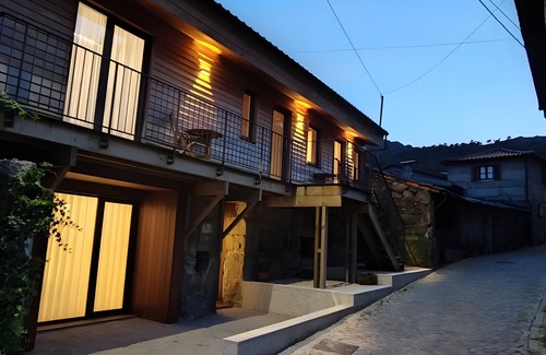 Campo de Gerez Apartment | Room 'Avó Custódia - Room' with Mountain View, Wi-Fi and Air Conditioning