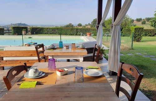 Magliano in Toscana Other | Room 'Calendula Con Vista' with Shared Pool, Wi-Fi and Air Conditioning