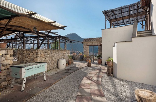 Gragnano Apartment | Room 'Camera Sorrento Con Vista Mare' with Shared Terrace, Shared Garden and Wi-Fi