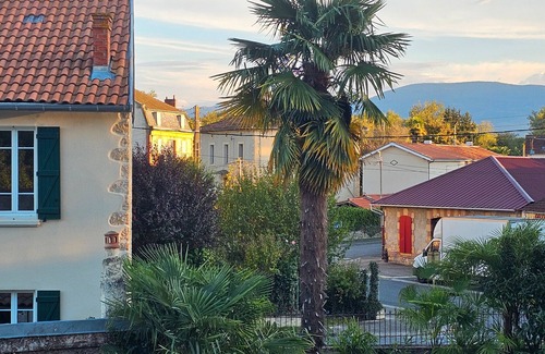 Salies-du-Salat Apartment | Room 'Chambre 7' with Shared Terrace, Wi-Fi and Air Conditioning