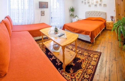 Veliko Tarnovo House | Room-charming Guest Room in Historic Vel