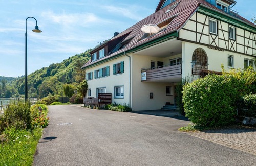 Bodman-Ludwigshafen Apartment | Room 'Doppelzimmer' with Shared Garden and Wi-Fi