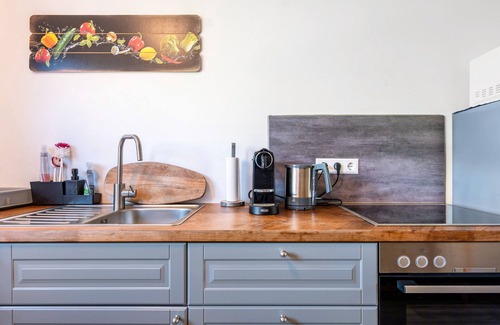 Horrenberg Apartment | Room 'Doppelzimmer 2' with Shared Terrace, Shared Garden and Wi-Fi