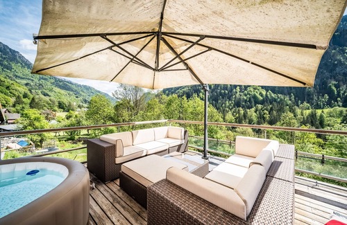 Saint-Jean-dʼAulps Apartment | Room 'Elisthur Chambre N°3' with Mountain View, Private Terrace and Wi-Fi