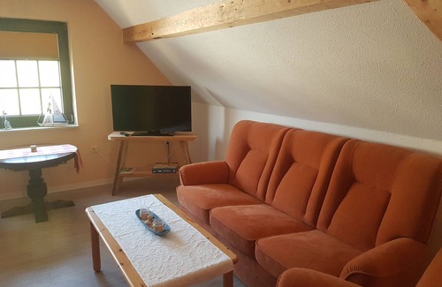 Wieck auf dem Darss Apartment | Room for 2 pers. with breakfast in the in-house restaurant - Red room