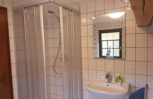 Wieck auf dem Darss Apartment | Room for 2 pers. with breakfast in the in-house restaurant - Red room
