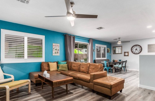 Circle Cross Ranch House | Room for EVERYONE--pets, too! with heated zero-entry pool, W/C accessible bath