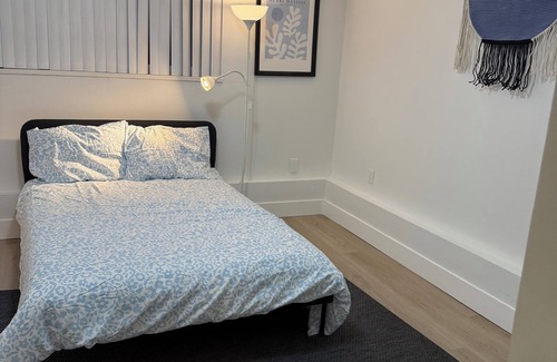 Sappertown Bed & Breakfast | Room for rent in Beautiful Neighbourhood - Brand New Recreation Center Nearby