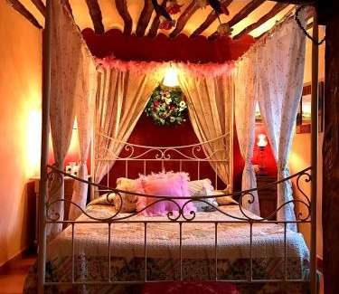 Valeria Cabin | Room for rent in a beautiful country house ideal for a romantic getaway