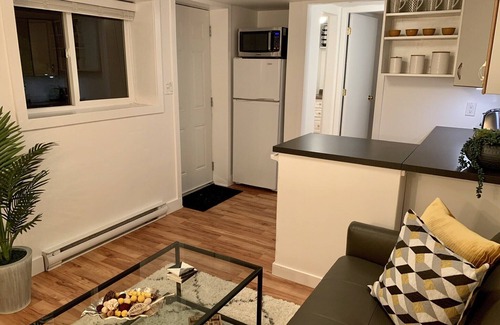 Gonzales House | Room for rent in fantastic location