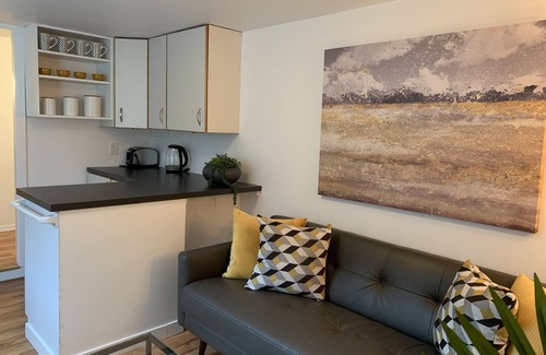 Gonzales House | Room for rent in fantastic location