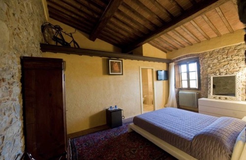 Santa Cristina a Mezzana Bed & Breakfast | Room in B&B - Agriturismo Sottotono, Nature and Relax