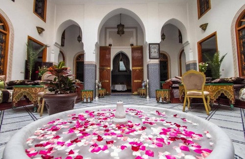 R'habet Zbib Hotel | Room in B&B - Riad Authentic Palace & Spa - Al Yacout