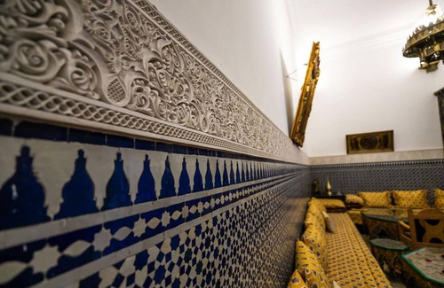 El Ayoun Hotel | Room in B&B - Riad Authentic Palace & Spa -jawhara