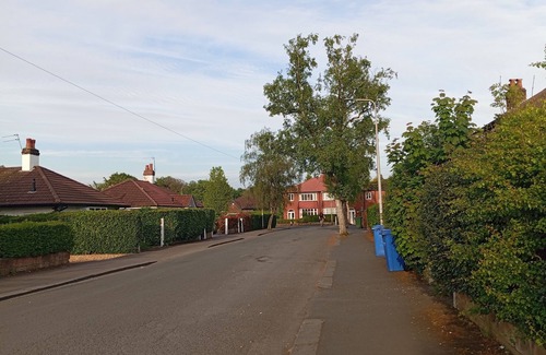 Gatley House | Room in Gatley