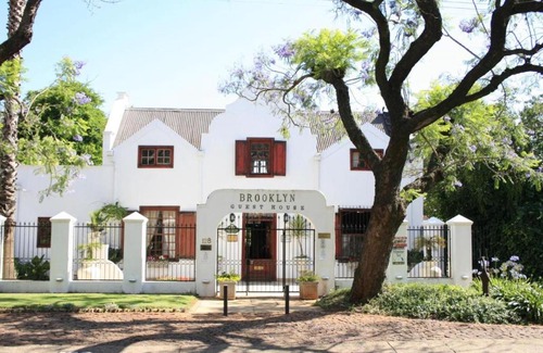 Brooklyn House | Room in Guest room - Brooklyn Guesthouses