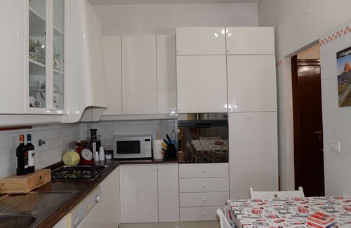 Tor di Quinto House | Room in Guest Room - Emilio's Home Triple Room in our Cozy and Comfortable Establishment