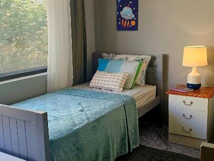 Beeliar House | Room in House - Joyful Living, Stylish Comfort Near Perths Best Attractions