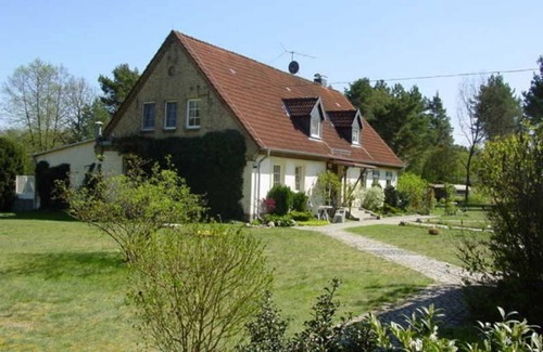 Roggentin Apartment | Room lake view - fisherman's house pension