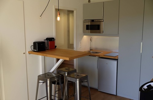 Clair Valon Apartment | ROOM LE GOLF - HOULGATE