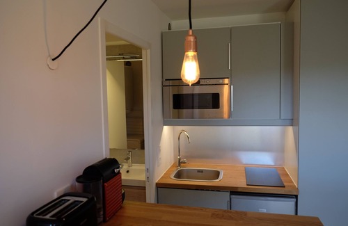 Clair Valon Apartment | ROOM LE GOLF - HOULGATE