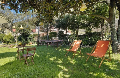 Rocchetta di Vara Apartment | Room 'Matrimoniale - Doppia Letti Singoli' with Mountain View, Wi-Fi and Air Conditioning