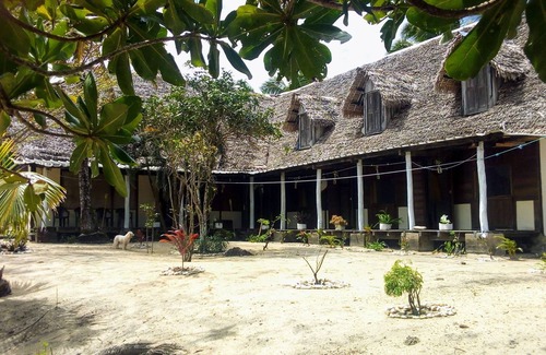 Mahambo House | Room N * 3 - Large Seaside House (Surf Spot)