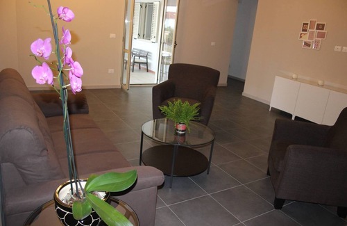 Corigliano Calabro House | Room-narciso - Stanza Matrimoniale - B&b