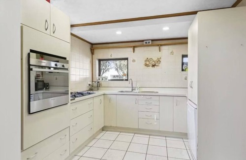 Miramar House | Room near airport Wellington