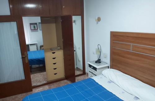 San Blas-Canillejas House | Room near Barajas airport