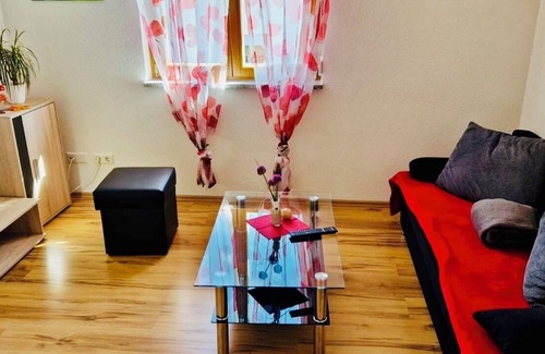 Sipplingen Apartment | Room 'Nebengebude Mit Dusche' with Wi-Fi