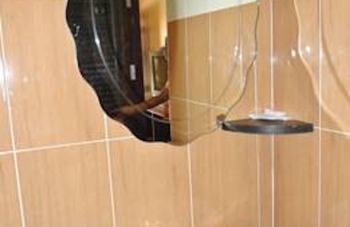 Chumphon Hotel | Room Place