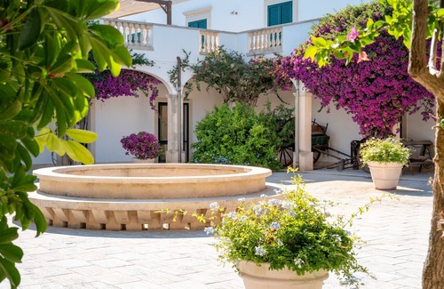 Castromediano Apartment | Room 'San Biagio - Deluxe 7' with Shared Pool, Wi-Fi and Air Conditioning