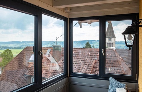 Loffingen Apartment | Room 'Schluchsee' with Shared Garden and Wi-Fi